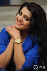 Tashu Kaushik at Reporter Movie Teaser Launch